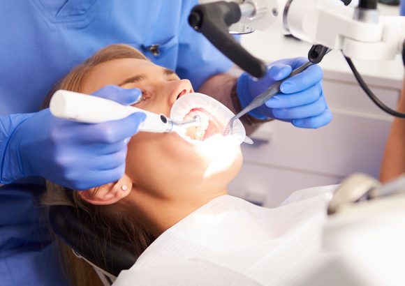 Cirugía dental